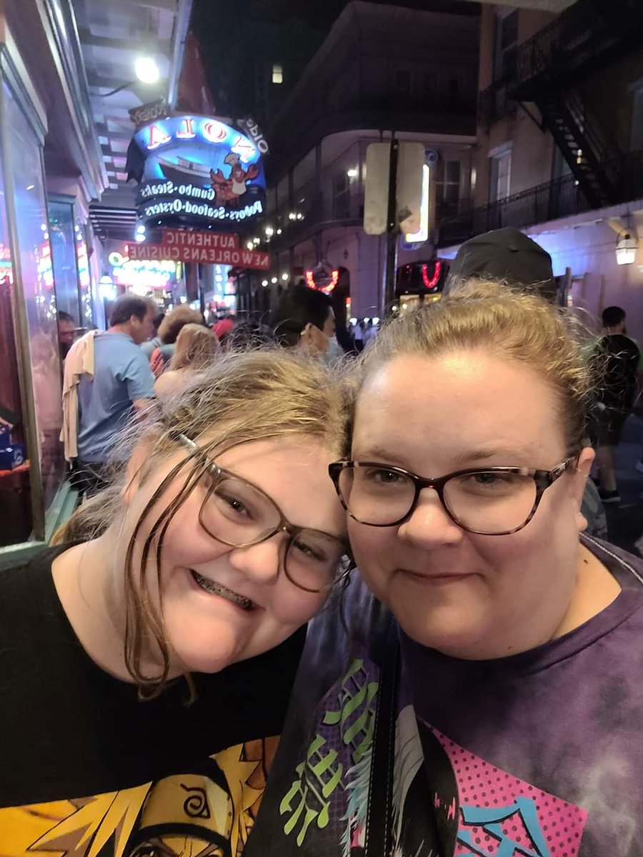 FontyAP's tweet photo. One of our favorite vacation spots because you can't beat the food #NOLA #NewOrleans @NISDHarlan https://t.co/V4F95BudTk