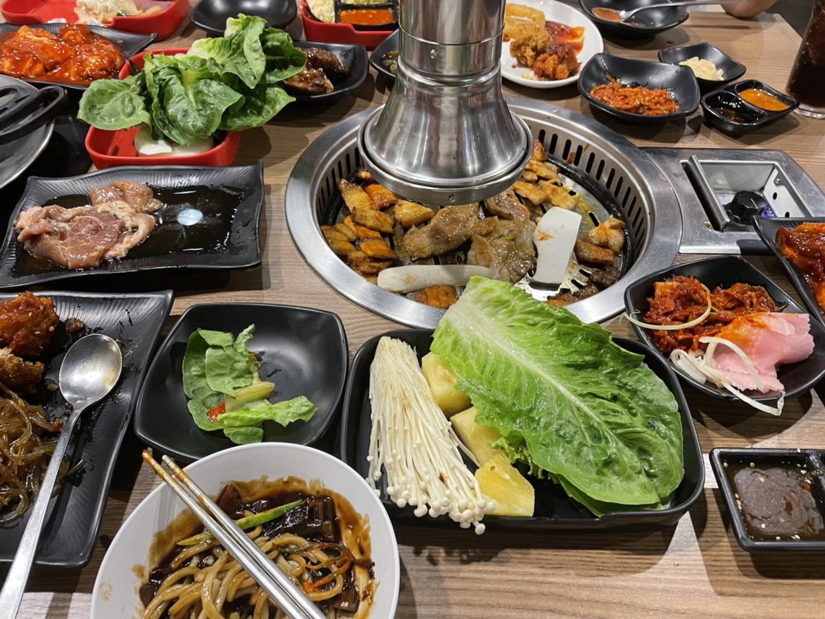 August34498680's tweet photo. #factorybuffet อร่อยมากก https://t.co/DzbJKrxWLh