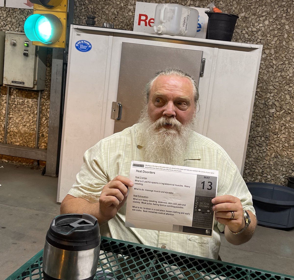 okc_preload's tweet photo. Goooood Friday the 13th #okcpreload James has todays #PCM over Heat Disorders -Heat Cramps or Heat Exhaustion these can all be avoided by keeping yourself #Hydrated Remember 💦You hydrate TODAY for TOMORROW💦
#OKC #UPS #FridayVibes https://t.co/ippuqBIggY