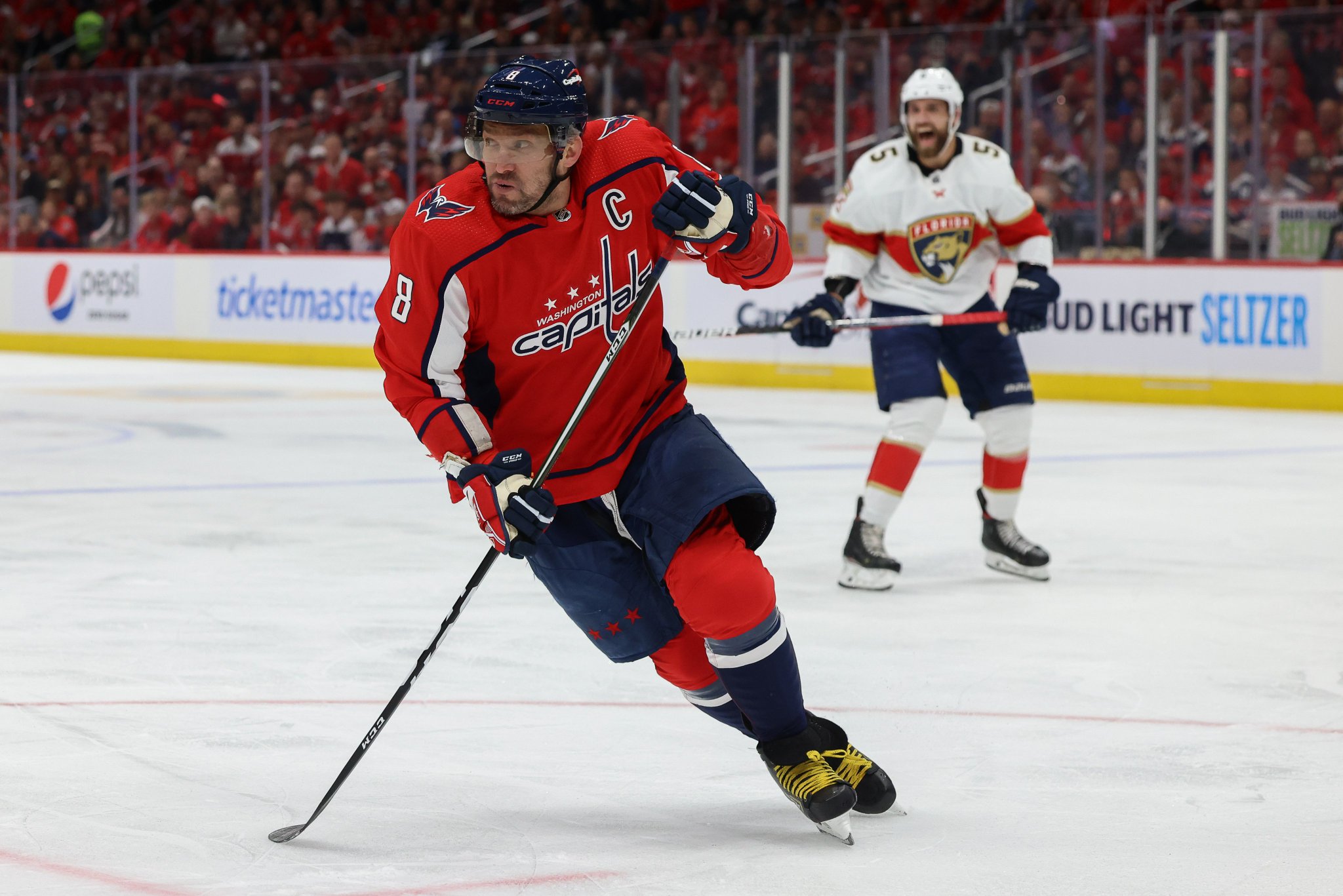 capitalspr-on-twitter-caps-today-alex-ovechkin-enters-tonight-s-game