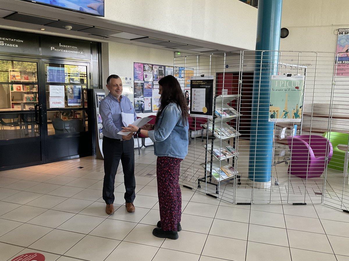 ZiriLea's tweet photo. [#ArretSurImage] Retour sur deux manifestations à destination des étudiants organisées par les services de la DRIET cette semaine : sortie au Zoo de @mulhouse pour des étudiants #Erasmus+ et cérémonie de remise de prix du concours d'affiche @EpicurAlliance. 🙏👏🥳 https://t.co/ekaPBoolG4