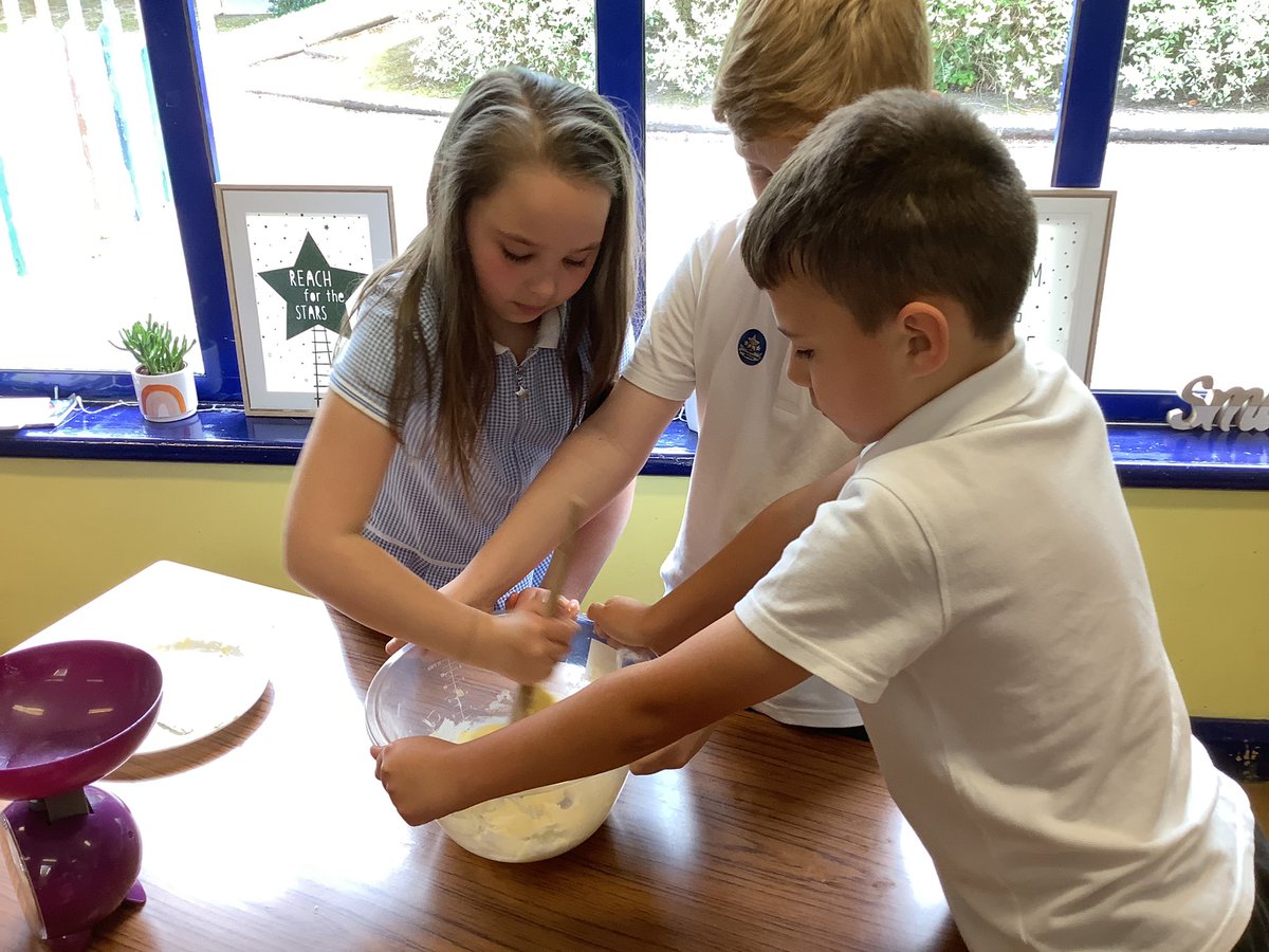 murdishawwest's tweet photo. @mwcp4 have been adapting their basic biscuit recipe this afternoon. Hope they taste delicious. #mwcpdt https://t.co/RWCU7BHa71