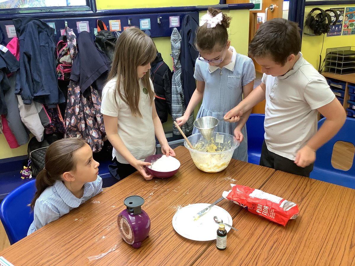 murdishawwest's tweet photo. @mwcp4 have been adapting their basic biscuit recipe this afternoon. Hope they taste delicious. #mwcpdt https://t.co/RWCU7BHa71