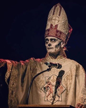 twitter user @mikeknowslittle would kill Papa Nihil