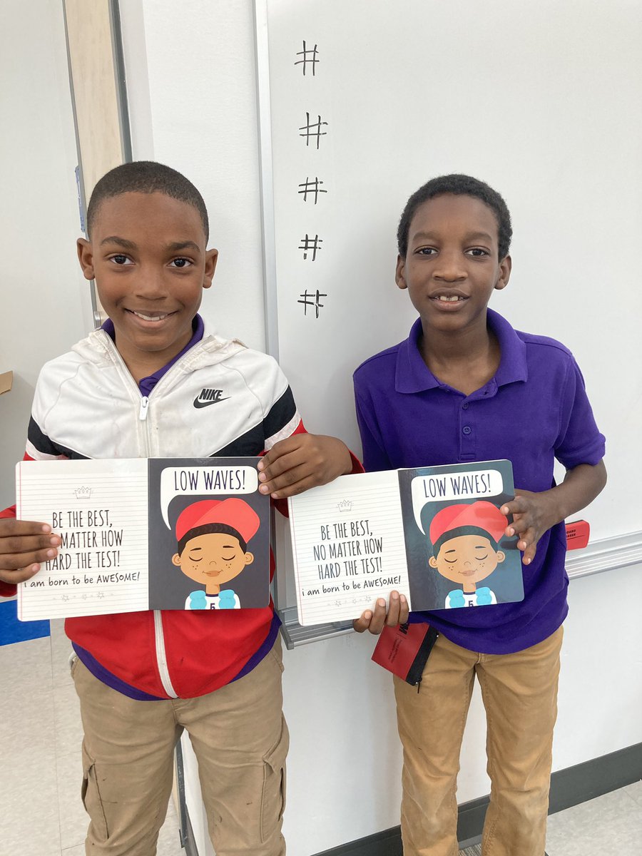 DeedsNotWords00's tweet photo. @WCPSS_SESLit  
What an amazing way to spend a Friday! @Literacy4Wake https://t.co/rd4s6yocq1