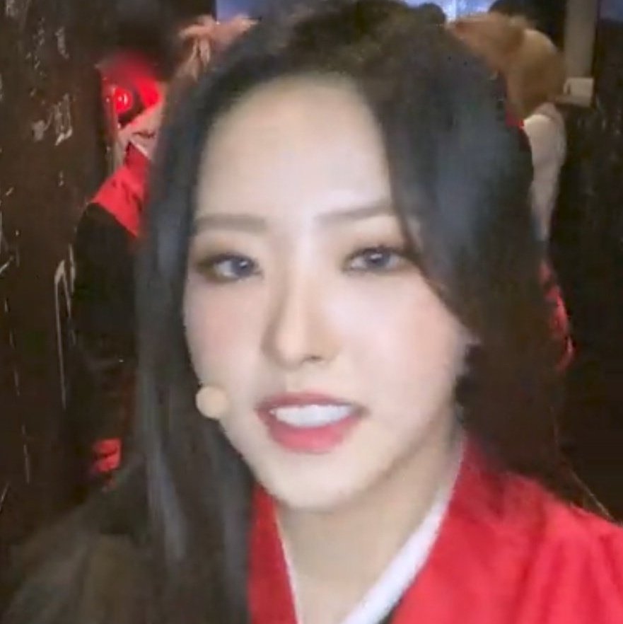 tiny_hyeju's tweet image. i&apos;m crying, she&apos;s so cute 🥺