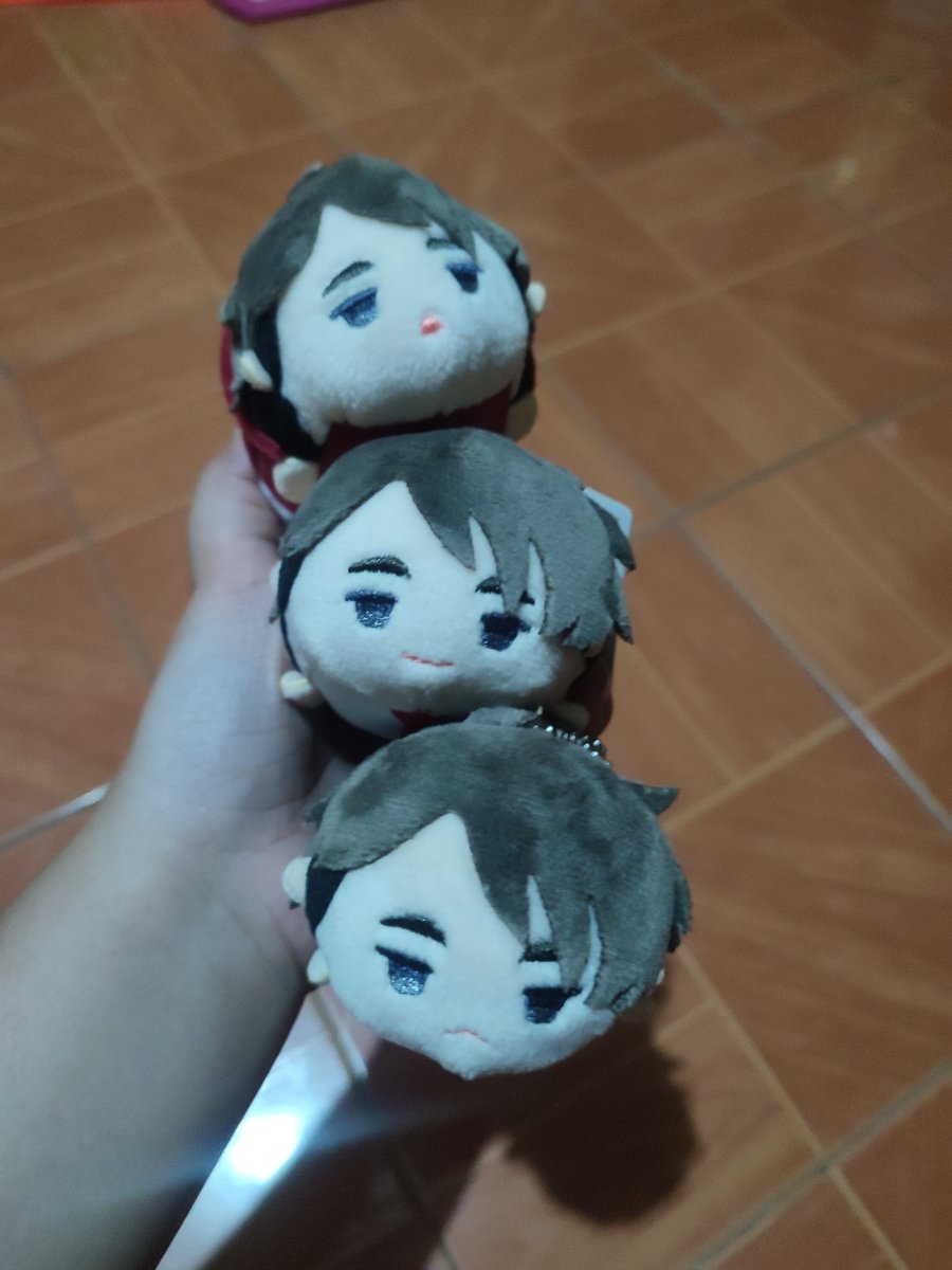 omitsums's tweet photo. wts lfb ph only pls help rt

miya twins atsumu and osamu mochi set

mochi vol 3
mochi vol 5
mochi vol 5 benefit

set only: pwede GB, to ship lang to GB if ever

take all for 2,700, with free atsumu hug chara hahaahahah https://t.co/FYpAo9EnVN