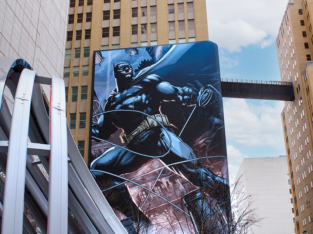 SNAdisplays's tweet photo. #attdiscoverydistrict #publicart #digitalartwork #ledspectacular https://t.co/4A3JyXHCmB