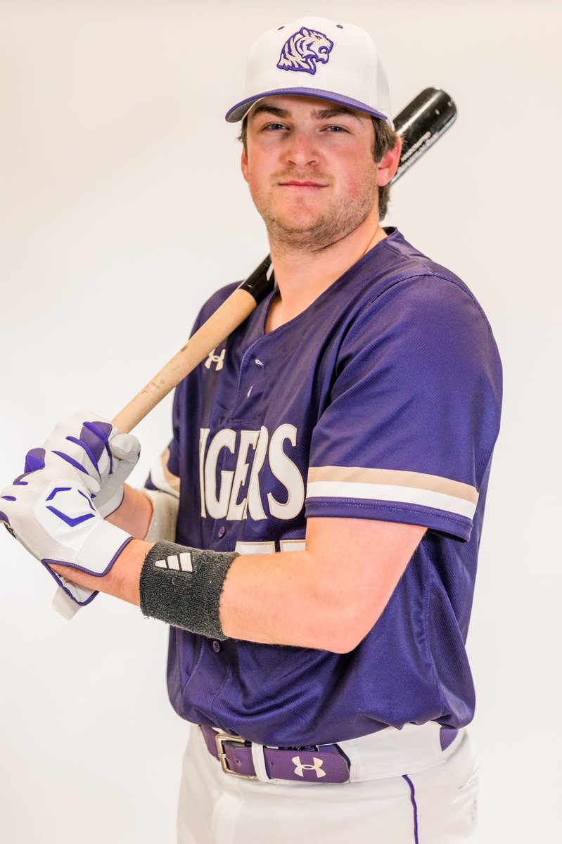 DavidJenkinsYSR's tweet photo. Senior All-Conference 1B Wesley House. Finished the year Top 10 HR in SAA. Gonna miss the Big Frog! https://t.co/CFSOQ92WEh
