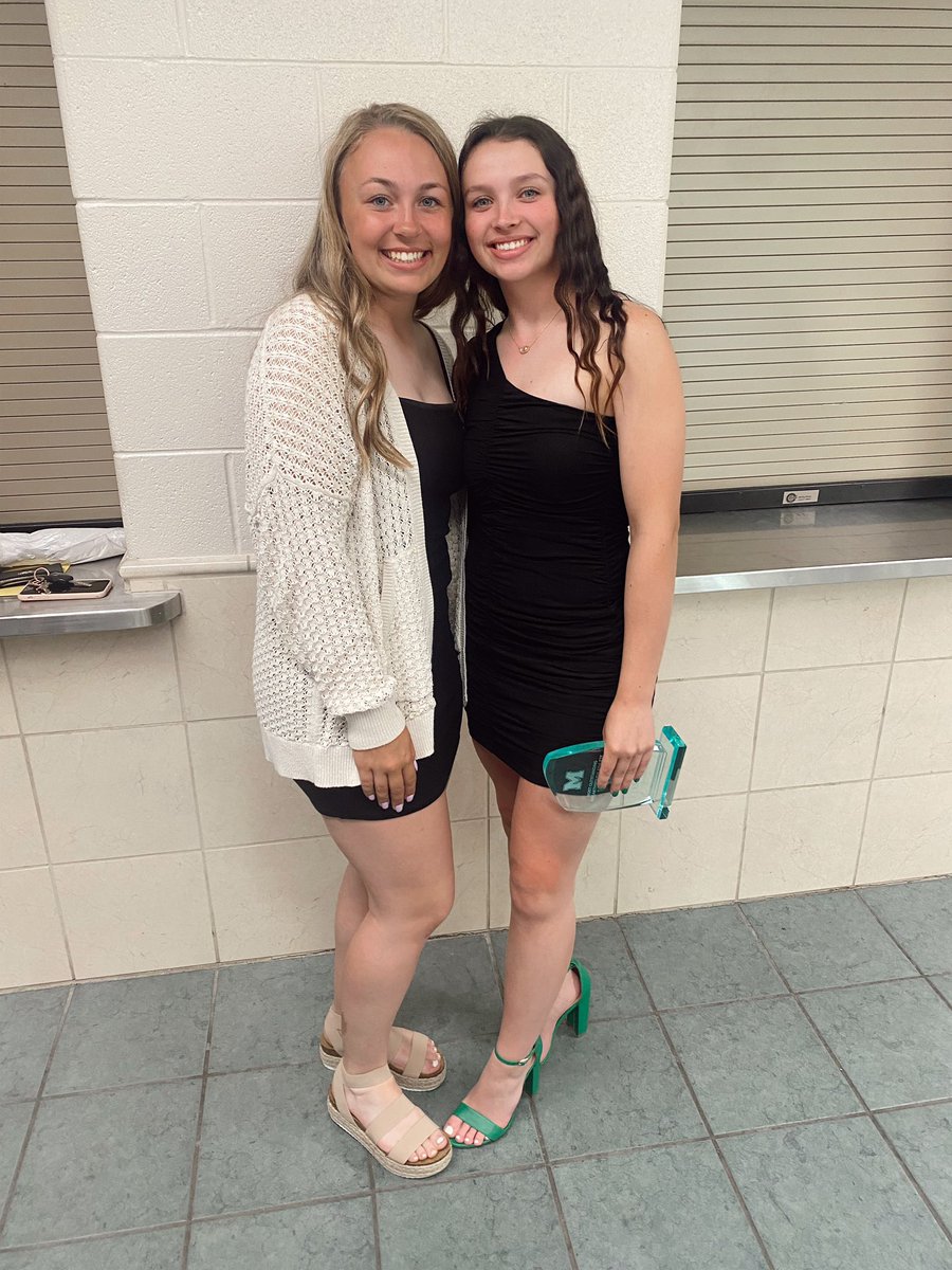 ESPYS 2022 🥳 So grateful @SoftballMason <a href="/SarahBoselovic/">Sarah Boselovic</a> <a href="/jryde18/">John Pennington</a> <a href="/lindsaybreuer22/">Lindsay Breuer</a>