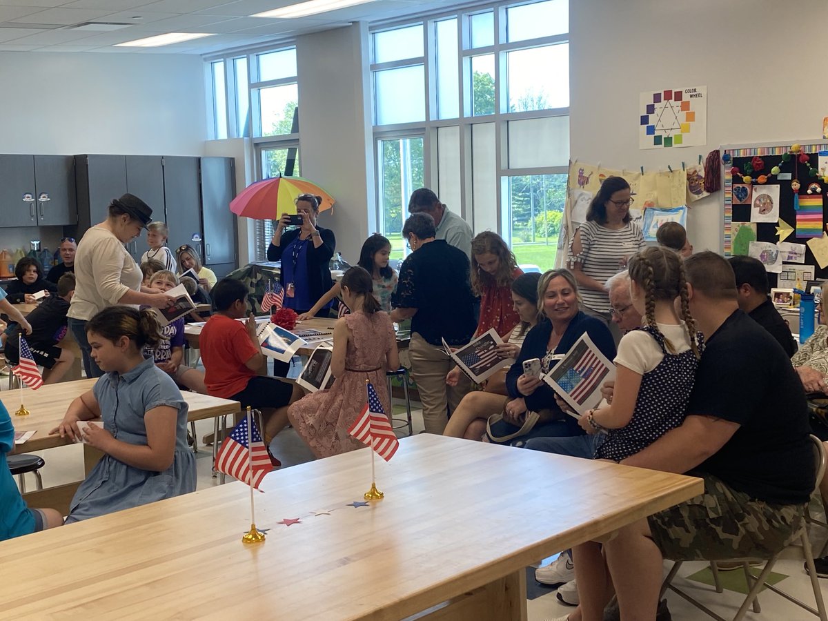 Project Presentations getting ready to begin at Willowville ⁦<a href="/WestCler/">West Clermont Schools</a>⁩