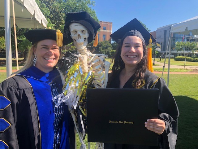 KSUGeoAnth's tweet photo. What an amazing day of fun in the sun celebrating our #foreverowls
Congratulations on all your hard work!! #wingsfound https://t.co/TH2UaaCqfM