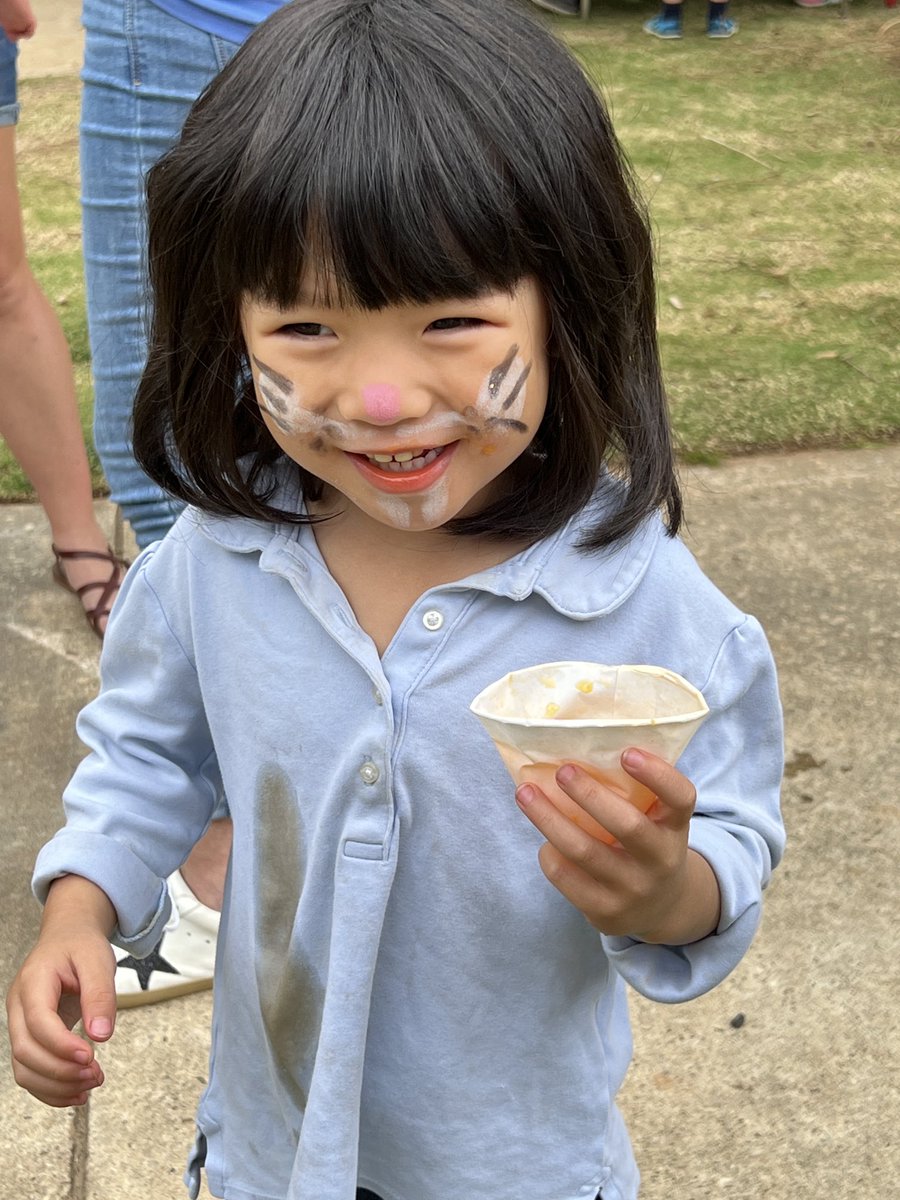 JoeMills9's tweet photo. It’s Spring Day in 3K! ⁦@BrkstoneCougars⁩ #BrookstonePreschool https://t.co/IJxLtBbN4W