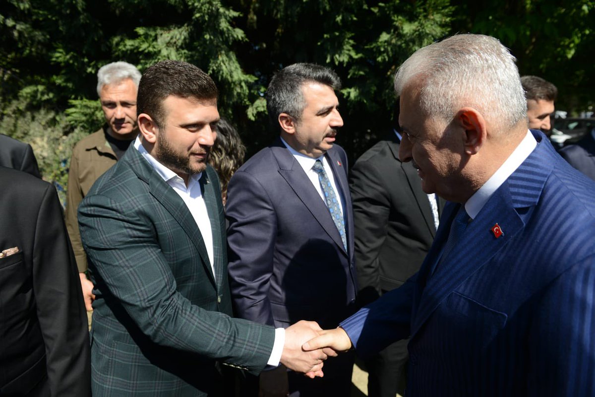 ali_erbay16's tweet photo. Son Başbakanımız Sn. Binali Yıldırım, Kıymetli Hanımefendi ve Bursa Protokolümüzün katılımlarıyla Fevziye Yazıcı Kızılay Anaokulu'nun açılışını gerçekleştirdik. Şehrimize ve Yıldırım'ımıza hayırlı uğurlu olsun inşallah... https://t.co/ln2TVBz1lS