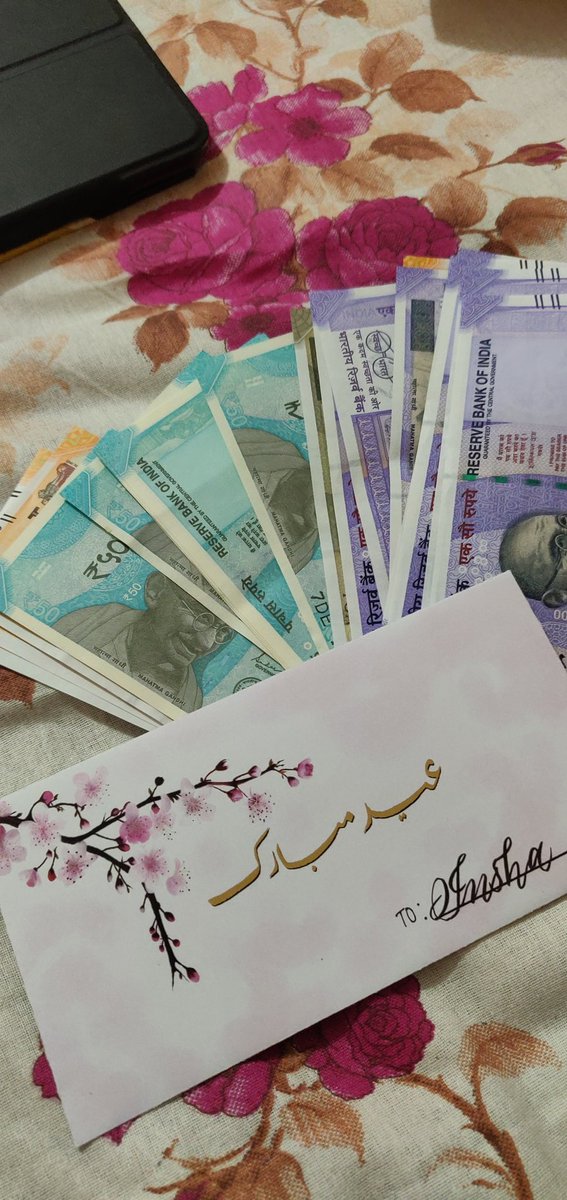 Inshartsy's tweet photo. The financial stability you get after Eid>>>>>>>>> https://t.co/XmAXiNvEtb
