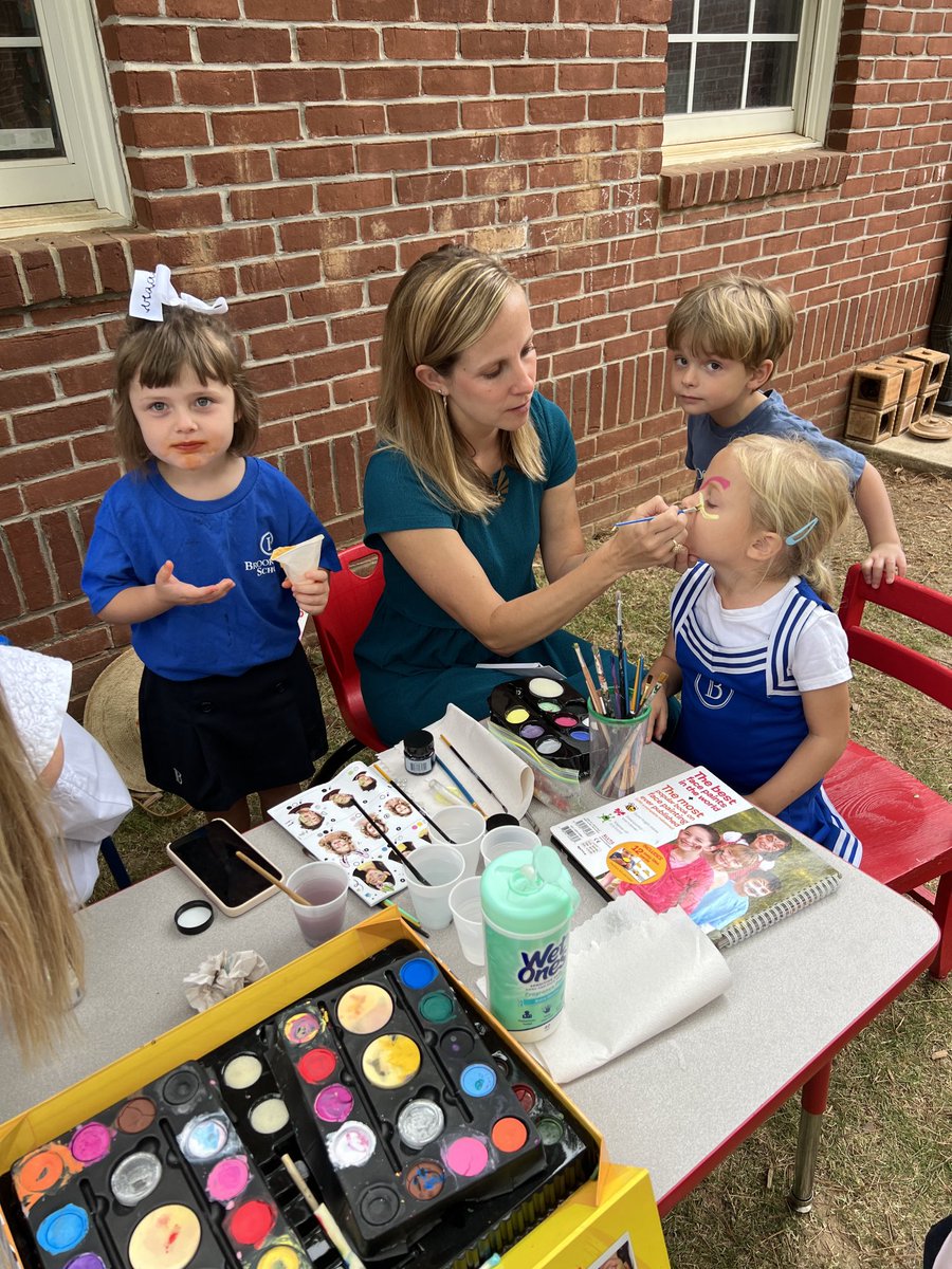 JoeMills9's tweet photo. More Spring Day fun! ⁦@BrkstoneCougars⁩ #BrookstonePreschool https://t.co/WiqA7wbQB6