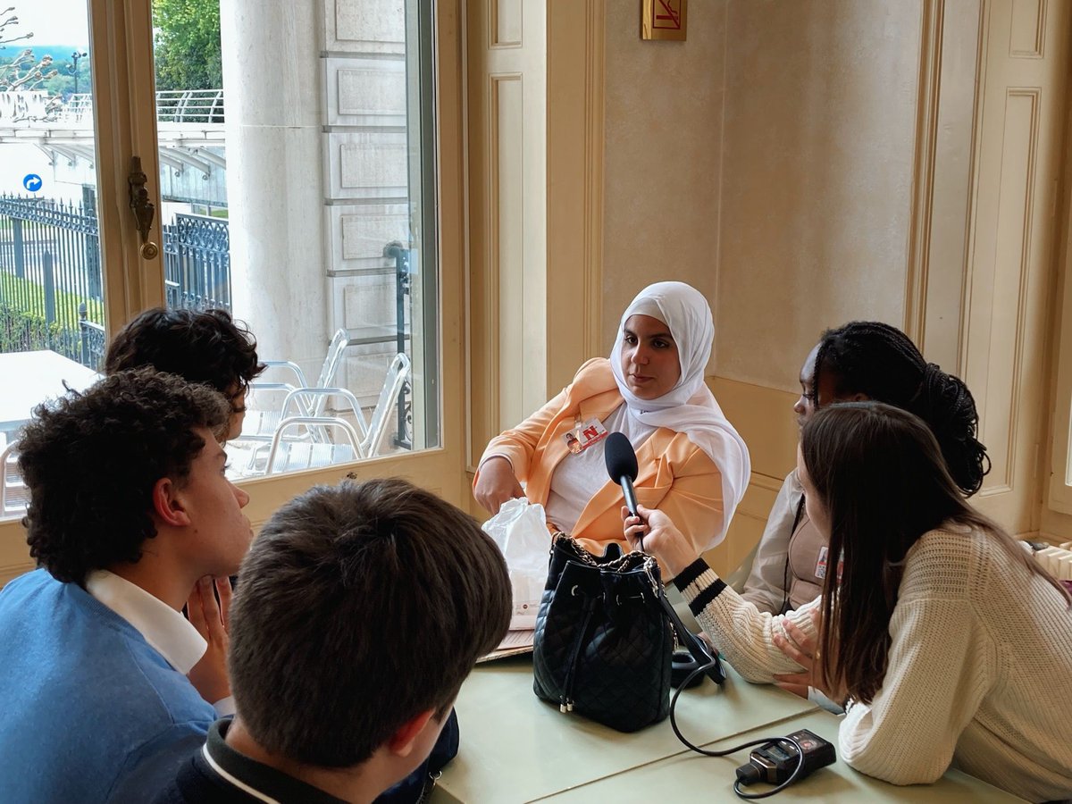 ONUGeneve's tweet photo. 📻"GRAND ANGLE", un nouveau format de notre podcast #ONUInfoGenève pour faire vivre de l'intérieur des événements de la Genève internationale. 
Dans ce premier numéro, 5 jeunes 🇧🇪 à la rencontre du Comité des droits de l'enfant 
#Fight4YourRight
🎧https://t.co/gKxU7QEdzC https://t.co/gBWJlybRDS