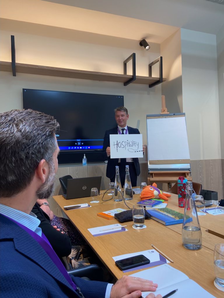 Equiphotelparis's tweet photo. Échanger et élaborer le meilleur de la restauration ✔️
Merci à notre partenaire @FS_Consultant d’avoir réuni les consultants et les professionnels du secteur à l’occasion de la Conférence EMEA #TACT2022
La FCSI valorisera les métiers du conseil de restauration à #EquipHotel22 https://t.co/FGImK19YYL
