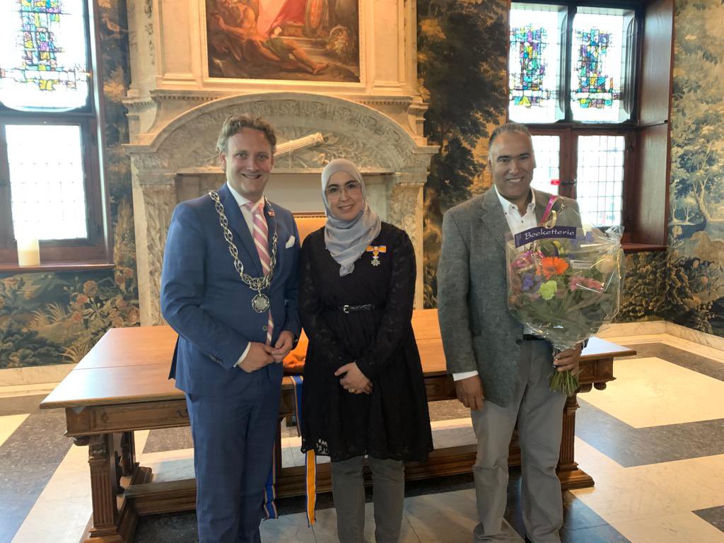 Gefeliciteerd Naima Bofarha-Jahouhi met uw Koninklijke Onderscheiding. Terecht vanwege jarenlange inzet voor de buurt en liefdevolle mantelzorg 🔥