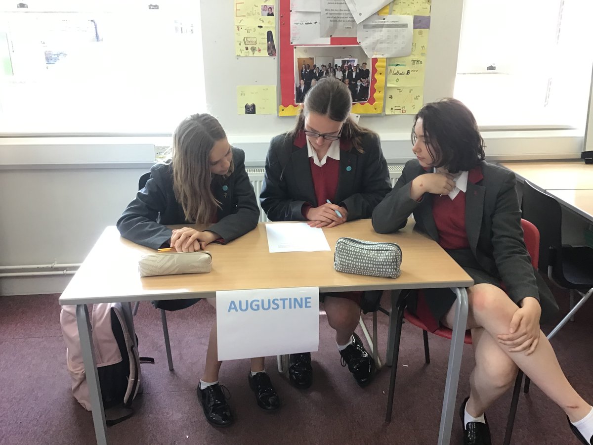 newhallmaths's tweet photo. The final maths house competition of the week saw the Junior Acutis Team victorious! #BSiL #Housecompetition #maths https://t.co/bSW1Y62jvj