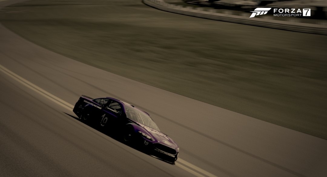 RavenRacing3's tweet photo. Wolf Raven24 was spotted on the track at the Daytona International Speedway warming up for tonight's DMS Cup race! Throwback night, double points, and a good opportunity to win tonight as Daytona can be anyone's race to win. Best of luck to him and RVN Dremora in the 33 car! https://t.co/EQOj7SFgvd