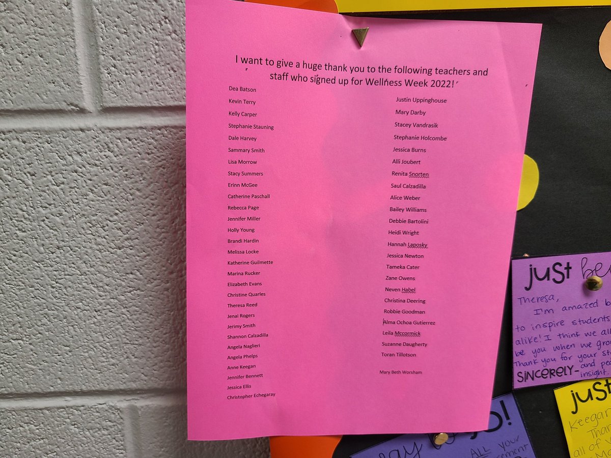Positive notes are always better when they come from your colleagues at Whitsitt. Here is our teacher boast board. Each month, the board is cleared off, and we add more positive vibes each month. <a href="/MNPS_kidshealth/">MNPS Healthy Schools</a> #mnpswellnessweek2022 <a href="/WhitsittWildcat/">Whitsitt Elem School</a> 
#FeelGoodFriday