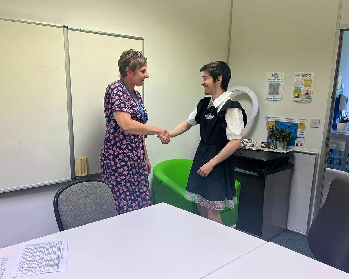 SwindonPlatform's tweet photo. When your Platform Pledge is on the same day as mock interviews... Surely this is worth a donation!! π To donate please visit https://t.co/Rw7DZPYx78 π #MaidForTheDay #Swindon #PlatformPledge #ThePlatformProject #Charity #NotForProfit https://t.co/iAx75TaYcR