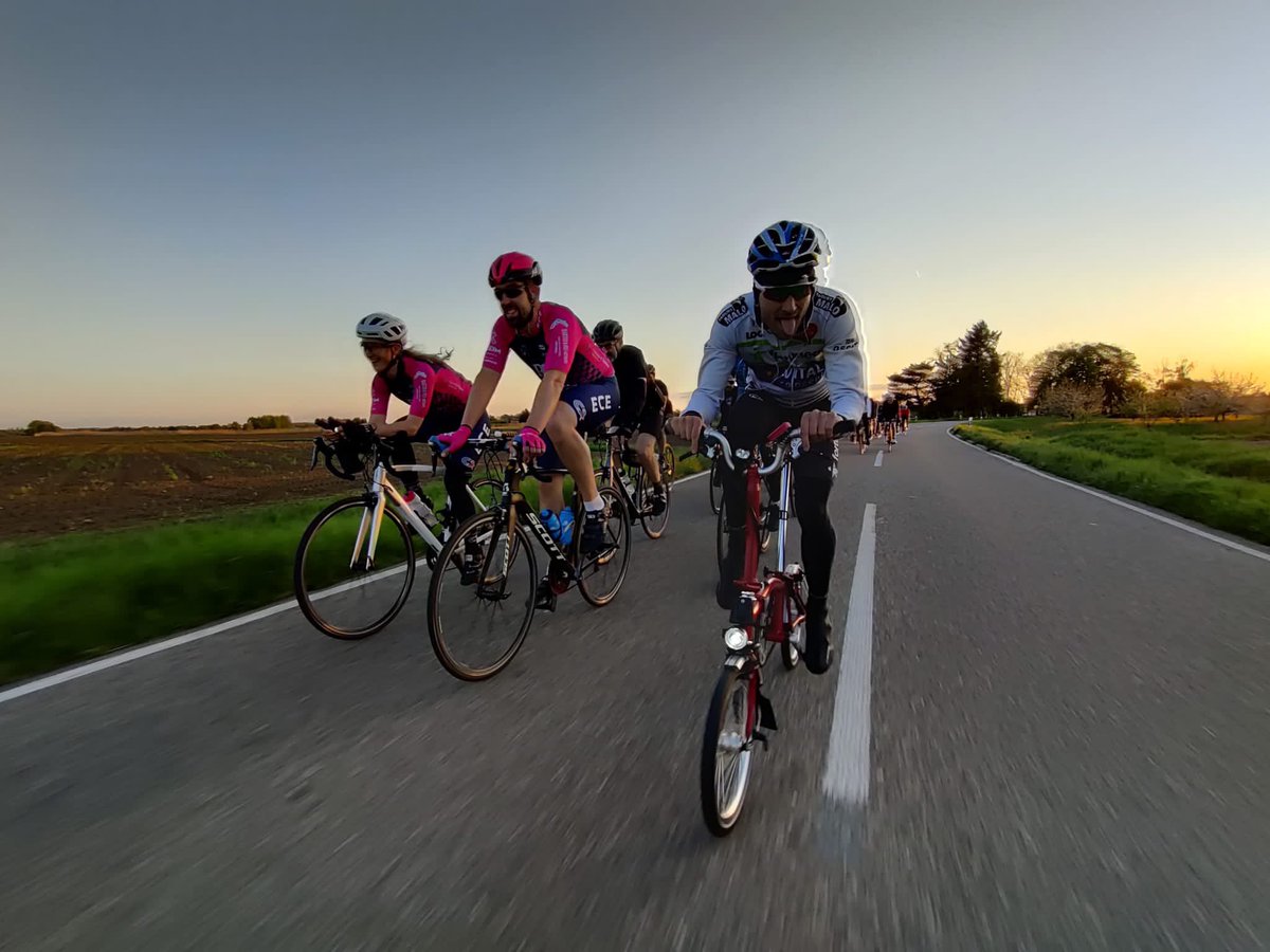 JWackenheim's tweet image. [🚨Lutte contre la Sclérose en Plaques 🌍] 

👋 Touché par cette maladie au sein de ma famille (je t’aime maman ❤️), 

👉 je souhaite collecter des fonds lors de la @RaceAcrossOff pour la @LFSEP 

 🌇🏡

🚴🏻‍♂️La course de 1000km en 72h en @Brompton_France 🤪

Lien en commentaire ⬇️