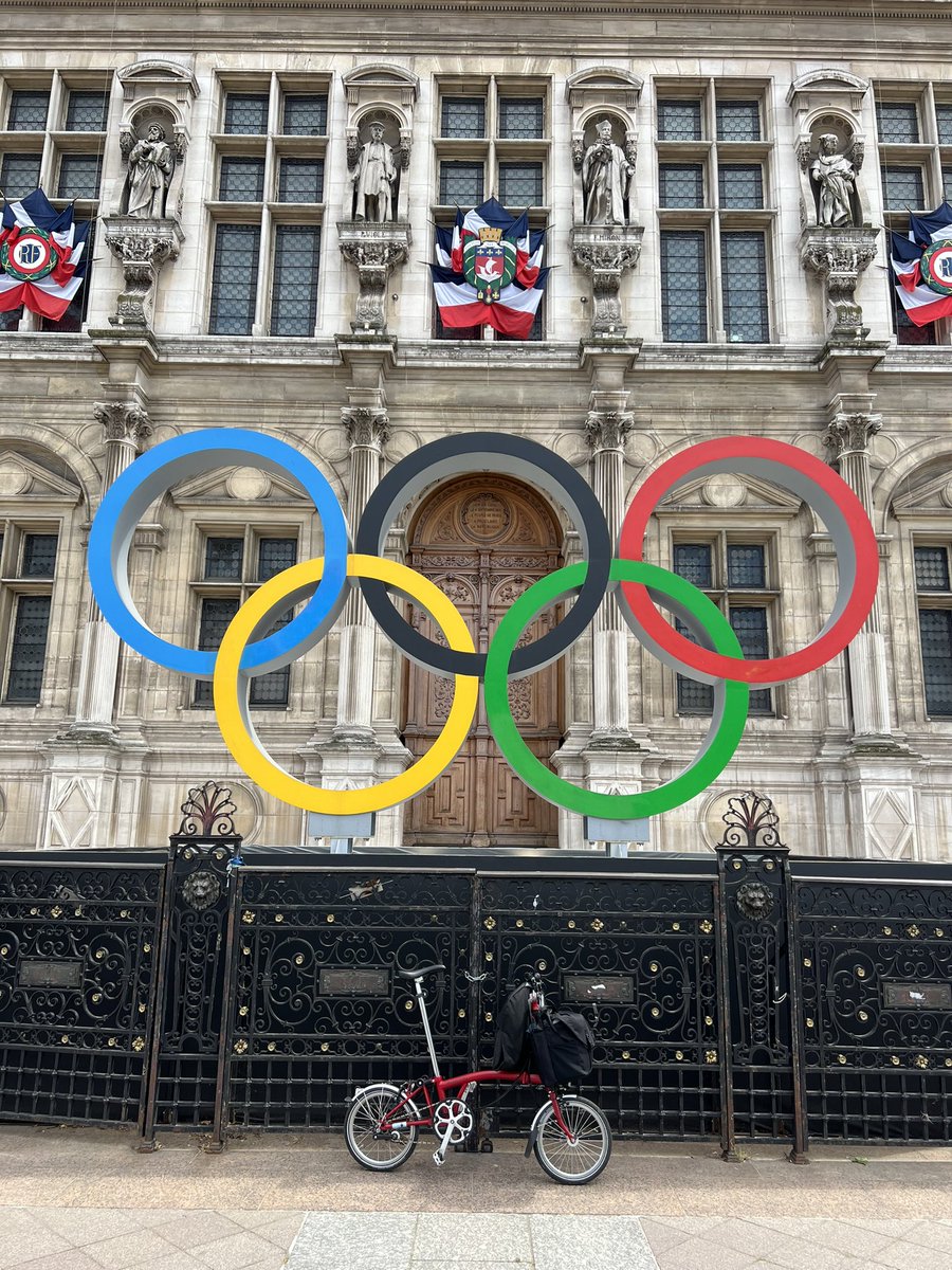 JWackenheim's tweet image. [🚨Lutte contre la Sclérose en Plaques 🌍] 

👋 Touché par cette maladie au sein de ma famille (je t’aime maman ❤️), 

👉 je souhaite collecter des fonds lors de la @RaceAcrossOff pour la @LFSEP 

 🌇🏡

🚴🏻‍♂️La course de 1000km en 72h en @Brompton_France 🤪

Lien en commentaire ⬇️