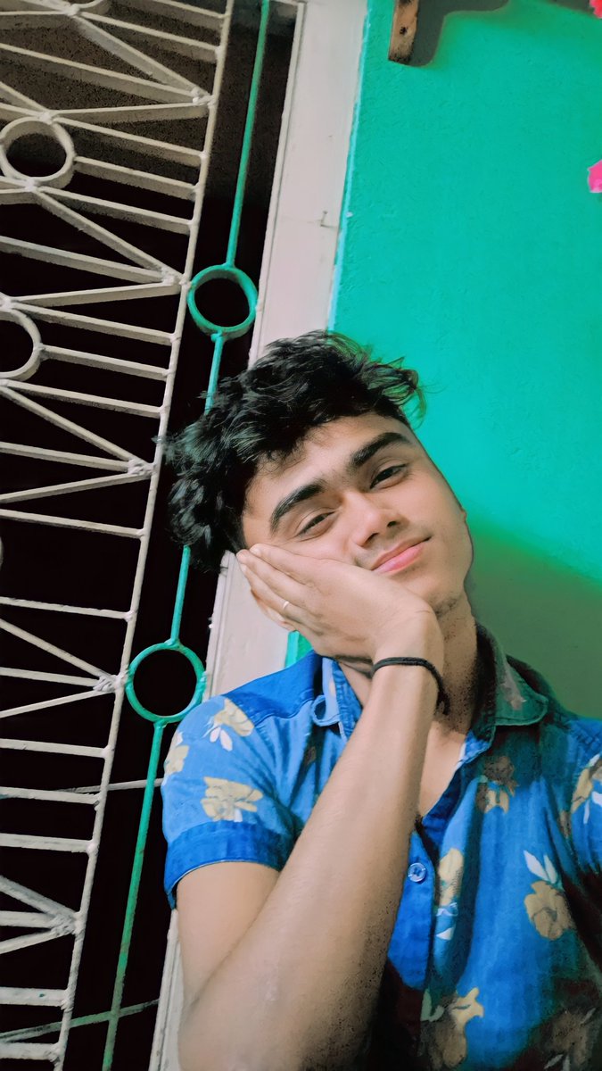 reyan_ynz's tweet photo. Am i cutee>>>♥️😩 https://t.co/RV46KEP0Uq