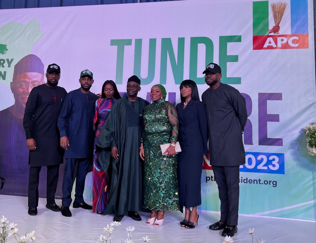 Seyi__B's tweet photo. Time and time again, @T_Bakare has carried us, his family, along. He has consistently done this for one reason: “If I ask other people’s children to come out, why would I keep my own at home?” A master class in leading by example. #PTB4PRESIDENT https://t.co/Odz3UYgijt