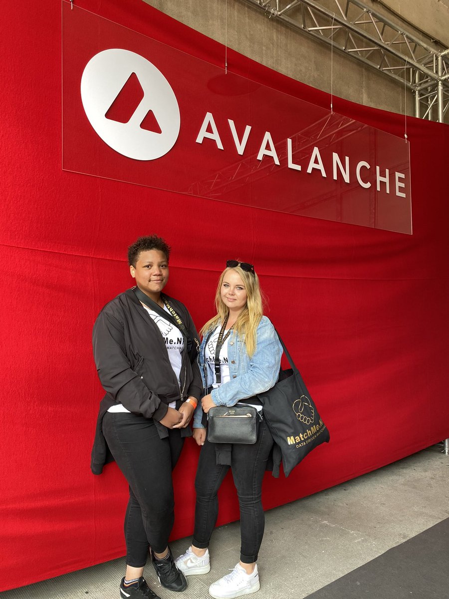 MatchmeNft's tweet photo. In Berlin @avalancheavax - the Avalanche House with @_HerDAO great talk from @GigaHierz @natinatnat97 @doris_hernz 🚀 https://t.co/gW0H48mr94
