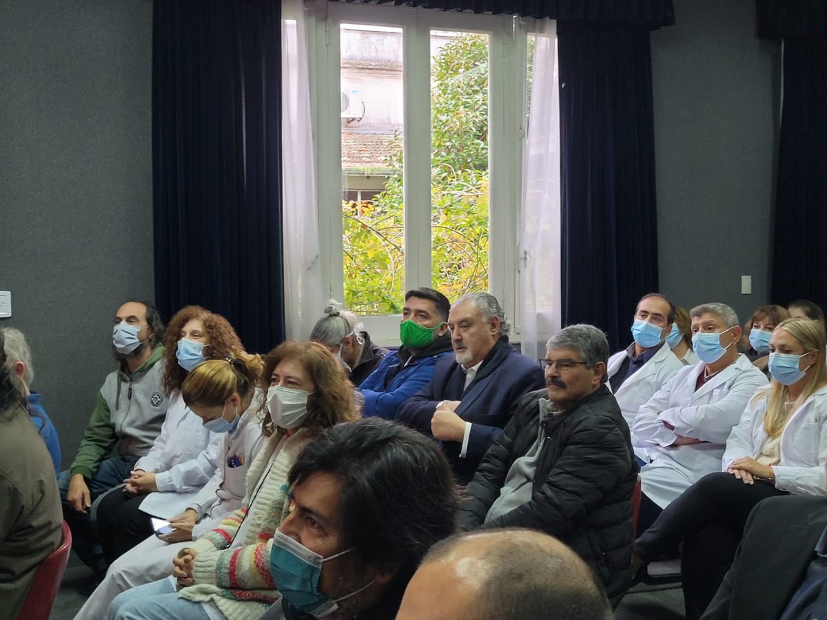 atemdp's tweet photo. #Ahora Presentes en el acto inaugural del nuevo Laboratorio BSL 2+ de Virología y Tuberculosis, del Instituto Nacional de Epidemiología 
#ateSiempreEstá @claudirey1 @ezenavarroate @atenacional https://t.co/EMvSFFMxHu