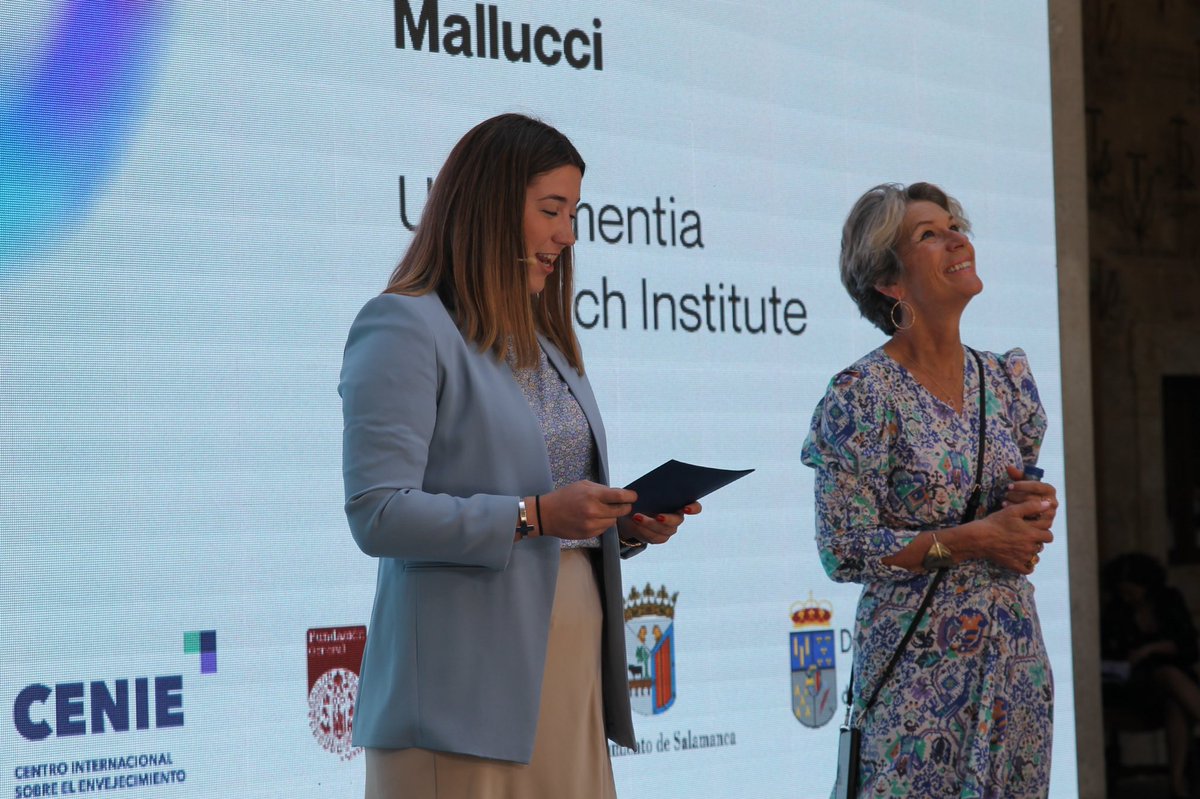 mariamoreno_MMR's tweet photo. Ha sido un autentico lujo aprender de los mayores expertos en ciencia e investigación a nivel internacional en el foro #AgeOpenScience en las maravillosas calles de Salamanca. Se han tratado temas como la longevidad, enfermedades degenerativas y terapias genéticas. https://t.co/gtJZMCFU0u