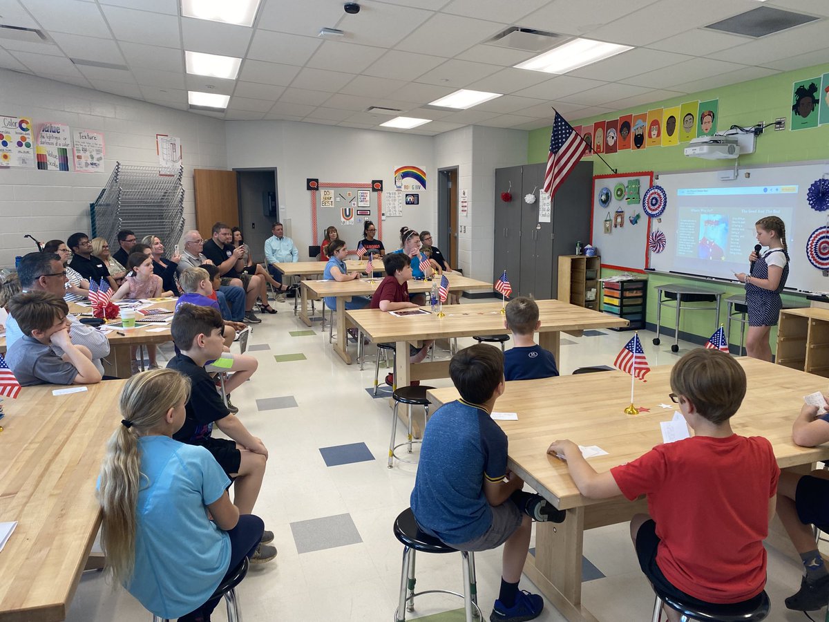 Students Honoring our Veterans at Willowville today. ⁦<a href="/WestCler/">West Clermont Schools</a>⁩ #pbl ⁦<a href="/TannyMcG/">Tanny McGregor</a>⁩ ⁦<a href="/BarbaraKenney5/">Barbara Kenney</a>⁩