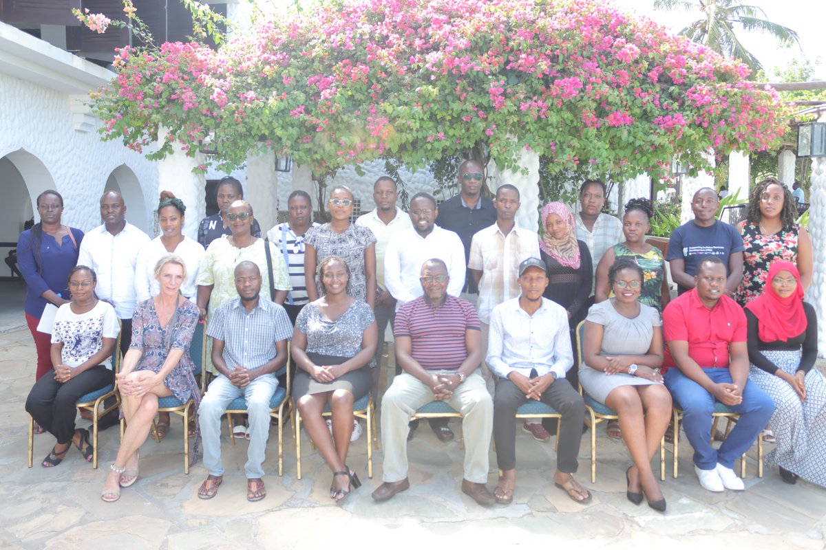 InSird's tweet photo. LSK-SIRD conducted a two-day training for pro bono lawyers in Kwale County on legal issues touching on land acquisition, https://t.co/OFFMWZlCm4