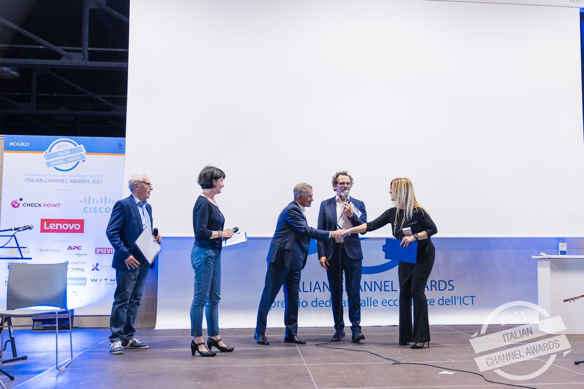 Agli #ICA2K21 Tech Data è stata premiata come Miglior Distributore dell’anno perché ha rafforzato la posizione di operatore globale nel mercato a volume e valore, con un focus ai trend del futuro. 

Questo premio conferma la convinzione che la strada è quella giusta: grazie!