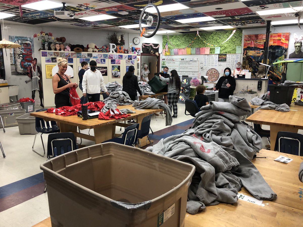 sftcyclones's tweet image. #ExplorationDay @sftcyclones allows students he opportunity of a wide variety of activities. You can be active, creative, or jump into something new! These are truly #OPSMomentsThatMatter days. #ProudToBeSFT