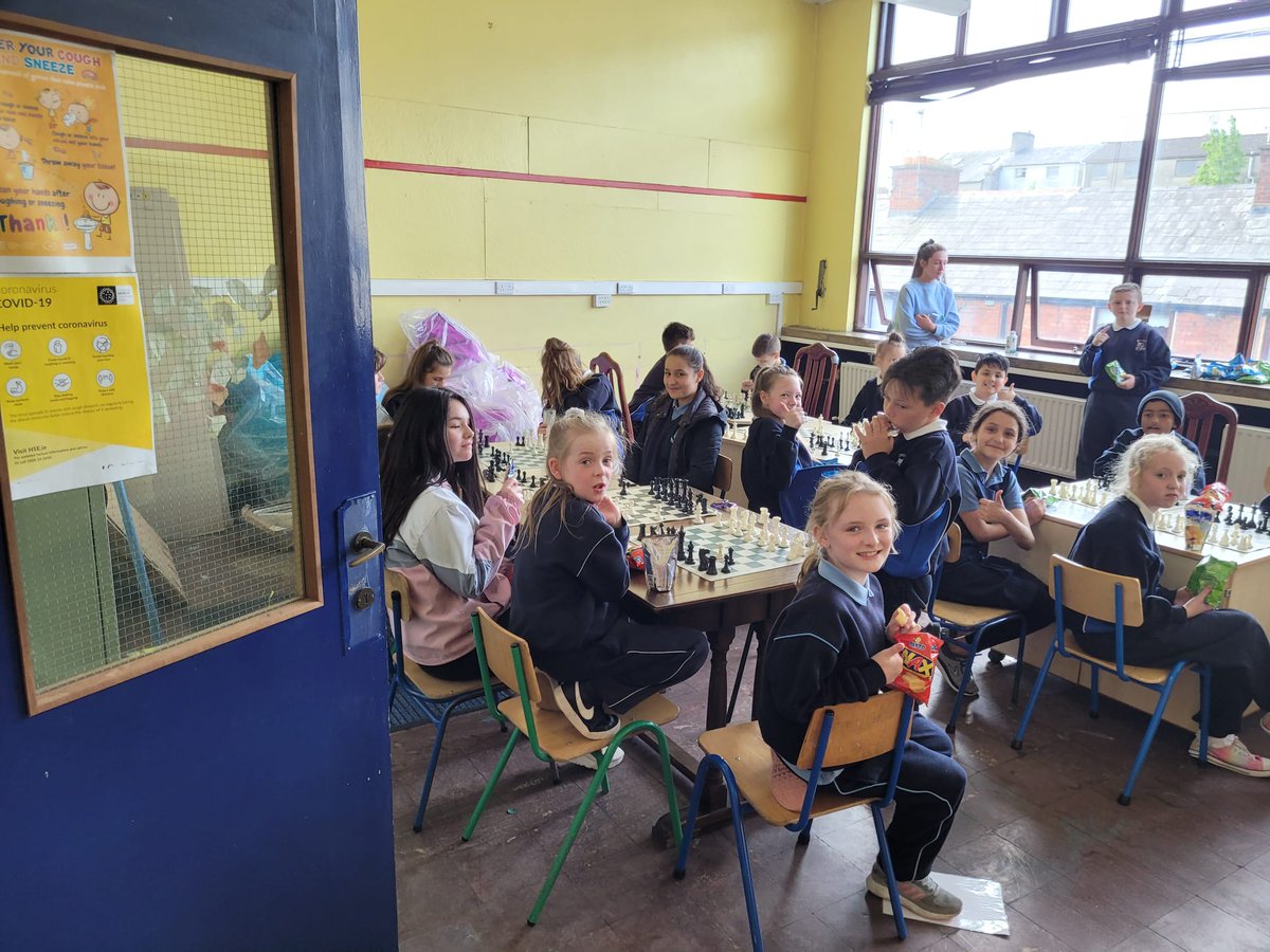 Was great to travel to <a href="/stmarysnsLK/">St Mary's NS Limerick</a> St Mary’s NS Bishop Street  today for some chess. Mr O'Byrne recognised some familiar faces. Well done all, particularly the St Mary's pupils who are just learning how to play chess. Mr Fitzgerald, the was very impressed #Chess#communitylinks