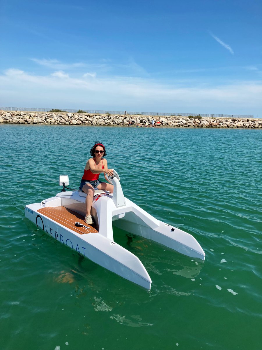 VeroSinmapa's tweet photo. 🏄¿Sabes lo que es Foil Sensation? 😎 El "Efoil" es una tabla con una lámina dirigida y el "overboat" es como una moto de agua, pero ecológica (es eléctrica, no es ni ruidosa, ni olorosa) ¿las has probado alguna vez? @foil_sensation #foilsensation #viajecamarga #danfluvial https://t.co/pr4uteFFib