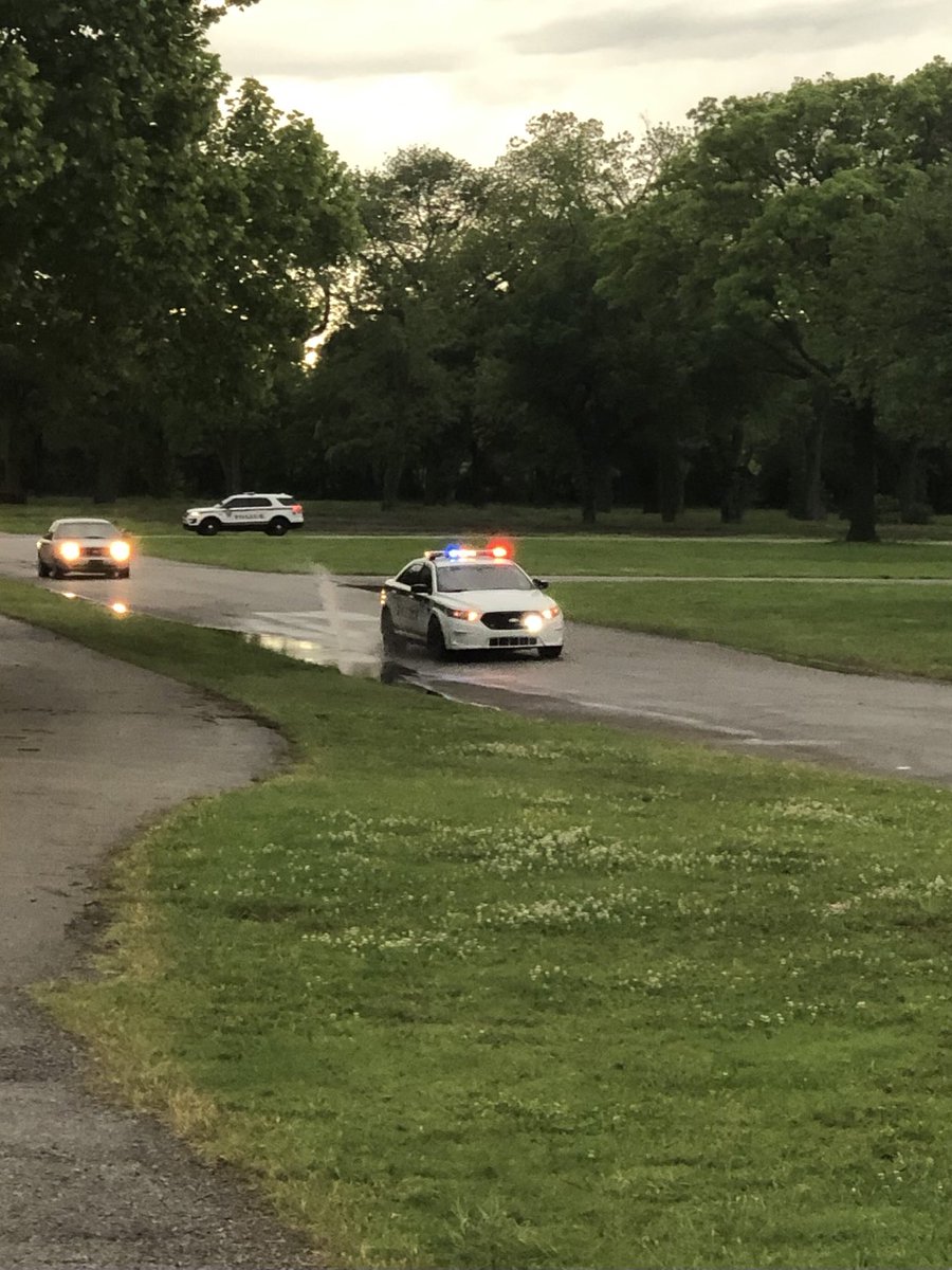 TPDMarkJr's tweet photo. Fun Fact Friday: @tulsapolice provide 65% more hours of law enforcement driver training to recruits than required by the state. At the heart of that training is promoting a culture of safety for the public and smart decision making. Having world class instructors helps! #jointpd https://t.co/h7TNqhNJOn