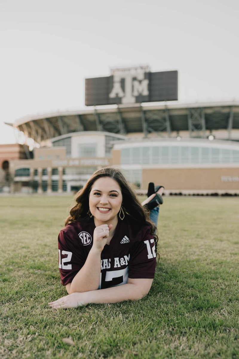 kacieattlee's tweet photo. @TAMU @tamustuact @ReedArena Today is the day!#TAMUgrad #TAMU #TAMU22 #graduation2022 https://t.co/tQPP8oQAJ9