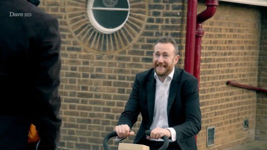 taskmastererer's tweet photo. #Taskmaster https://t.co/z7yn09CDoR