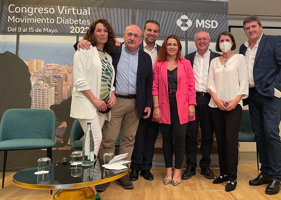 CristobMorales's tweet photo. Me declaro muy fan de los Pepes, me declaro muy fan de las buenas personas. Muy afortunado de estar rodeado de los mejores❤️❤️❤️ Gracias equipo MSD por estar siempre a nuestro lado en estos 15 años dando valor, y soluciones para nuestros pacientes #TeamWork #CongresoVirtualMSD https://t.co/NGDS193Kki