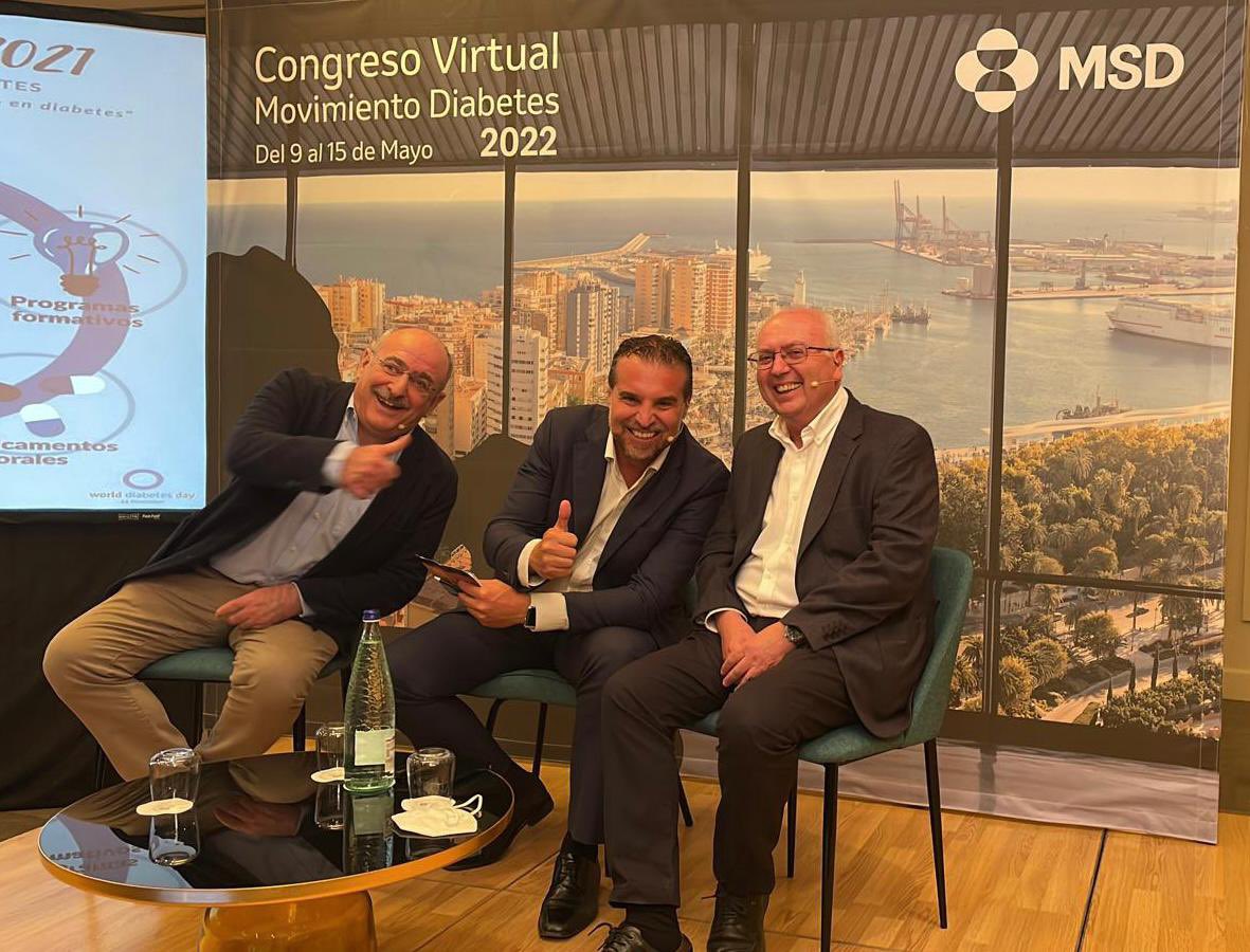 CristobMorales's tweet photo. Me declaro muy fan de los Pepes, me declaro muy fan de las buenas personas. Muy afortunado de estar rodeado de los mejores❤️❤️❤️ Gracias equipo MSD por estar siempre a nuestro lado en estos 15 años dando valor, y soluciones para nuestros pacientes #TeamWork #CongresoVirtualMSD https://t.co/NGDS193Kki