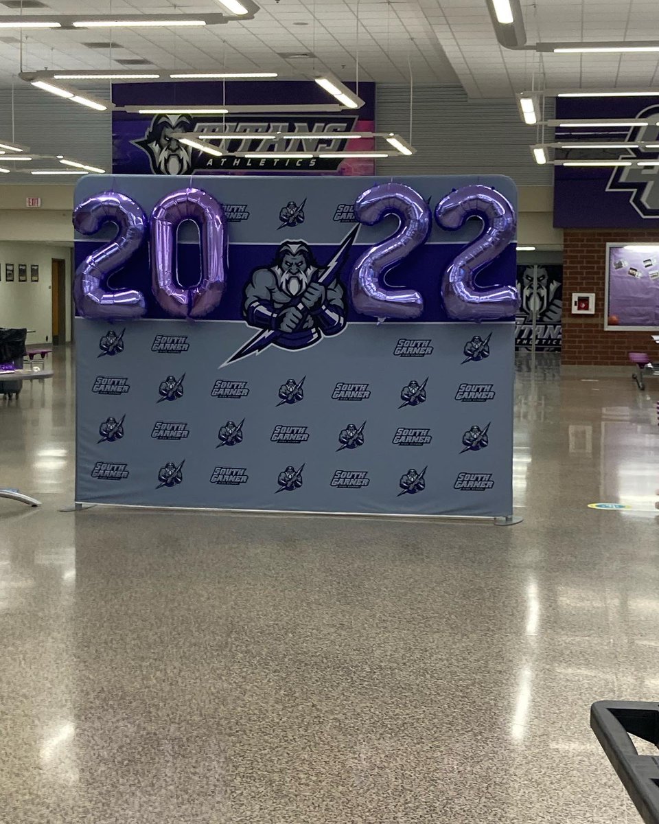 Titan Intermission- Happening Now formClass of 2022! #ExcellenceOnPurpose