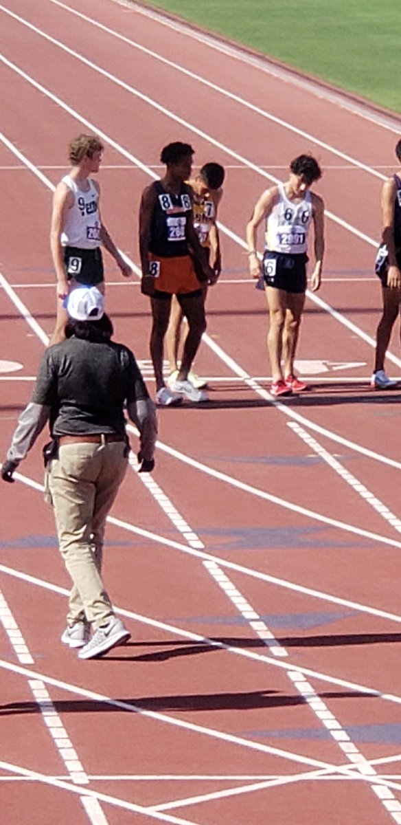 MartySecord's tweet photo. Reppin the ORANGE AND BLUE @Wakeland at STATE IS 
@wakeland_track is Nati Enright! Go Wolverines! https://t.co/7UL6KFYqiA