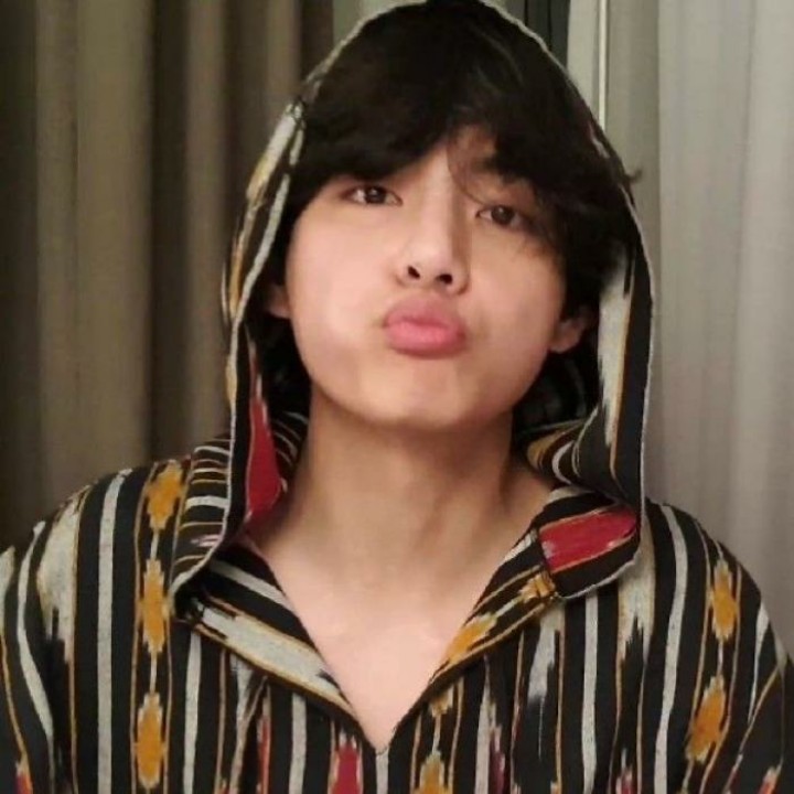 _Hot_Park's tweet image. : เป็นลูกกลมๆ แดงๆ น่ากินมากเลยค่ะ
: ใช่ไหมๆน้องก็ว่าสตอเบอร์รี่สีแดงๆน่ากินมากแต่น้องไม่แบ่งให้พี่หรอกนะ!
: เปล่าค่ะ พี่ไม่ได้หมายถึงสตอเบอร์รี่แต่พี่หมายถึงแก้มหนูต่างหากค่ะ