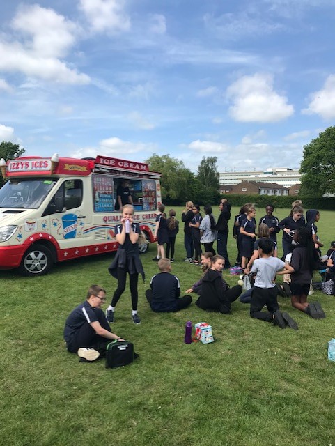 What do you want after a week of SATS in Year 6?

Ice Cream 🍦🍨

Well done to all our wonderful, hard-working Year 6s, not only this week but the whole school year!