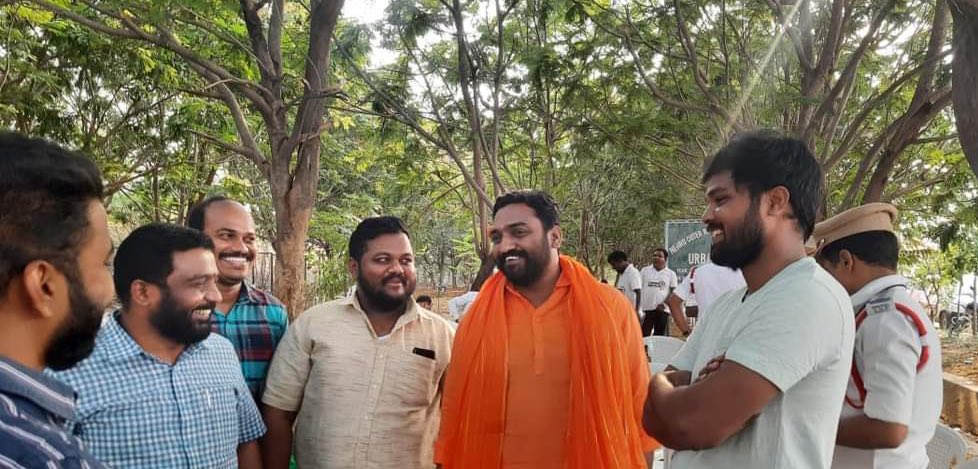 Gavinollaharish's tweet photo. #ప్రజాసంగ్రామయాత్ర ముగింపు సభ కార్యక్రమం లో భాగంగా
రేపటి @AmitShah ji గారు హాజరవుతున్న తుక్కుగుడ సభ ను పర్యవేక్షిస్తున్న @BJYMinTS @BJYM https://t.co/tB3r9lMX5k